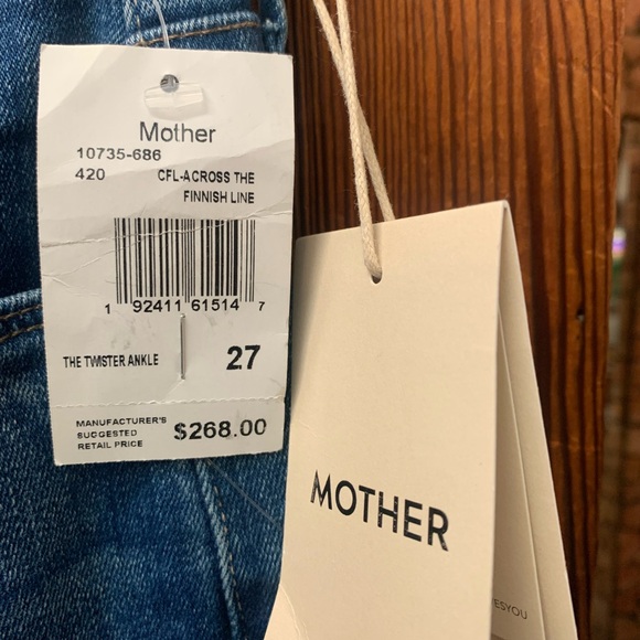 New with tags Women's Blue Jeans - Picture 3 of 8